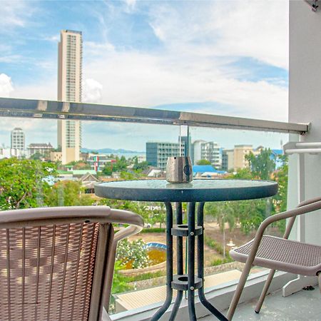 Ht9 Hotel Jomtien Beach Εξωτερικό φωτογραφία