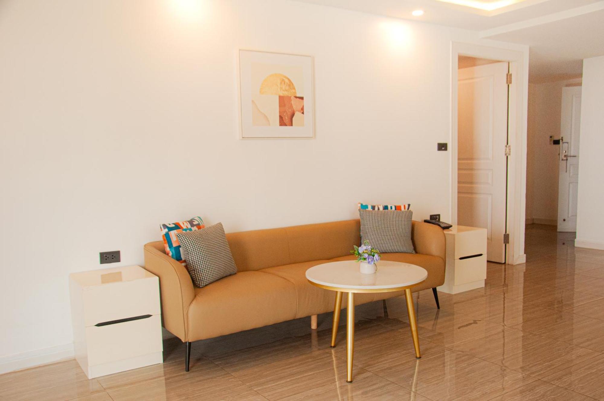 Ht9 Hotel Jomtien Beach Εξωτερικό φωτογραφία